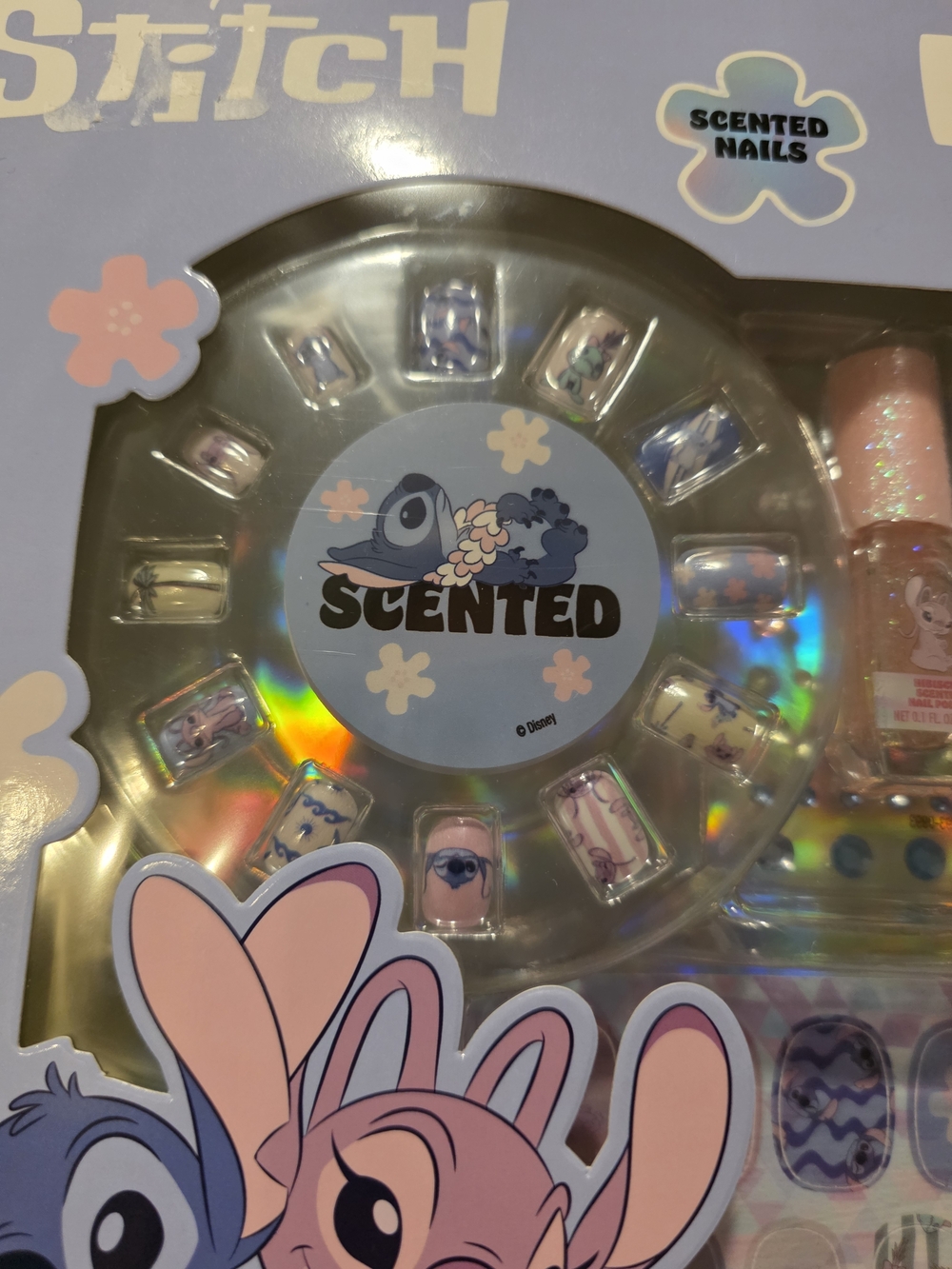 Stitch Scented Nail Set - Picture 3 of 6